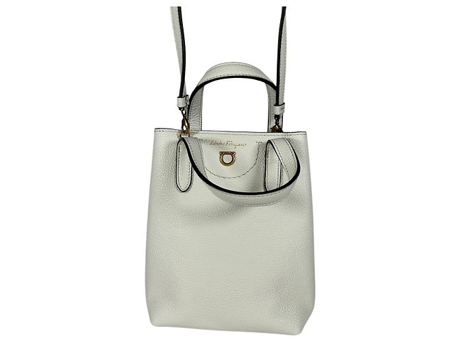 Borsa a tracolla mini in pelle Gancini bianca di Salvatore Ferragamo Bianco - vista 5