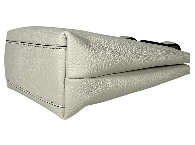 Borsa a tracolla mini in pelle Gancini bianca di Salvatore Ferragamo Bianco - vista 9