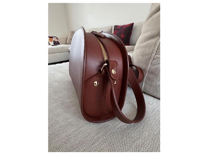 Bolsa meia-lua Apc de couro cor avelã - vista 5