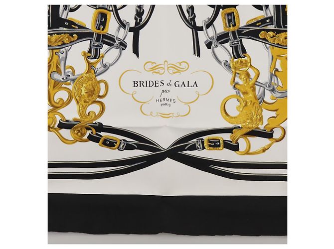 Hermès Foulard HERMES Carre 90 ""BRIDES de GALA"" in seta nero e bianco Auth ki5241 - vista 10