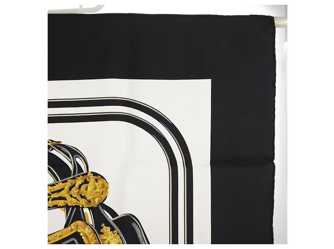 Hermès Foulard HERMES Carre 90 ""BRIDES de GALA"" in seta nero e bianco Auth ki5241 - vista 5