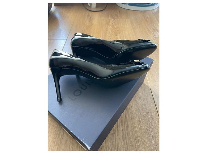 Décolleté Louis Vuitton in vernice nera Nero - vista 6