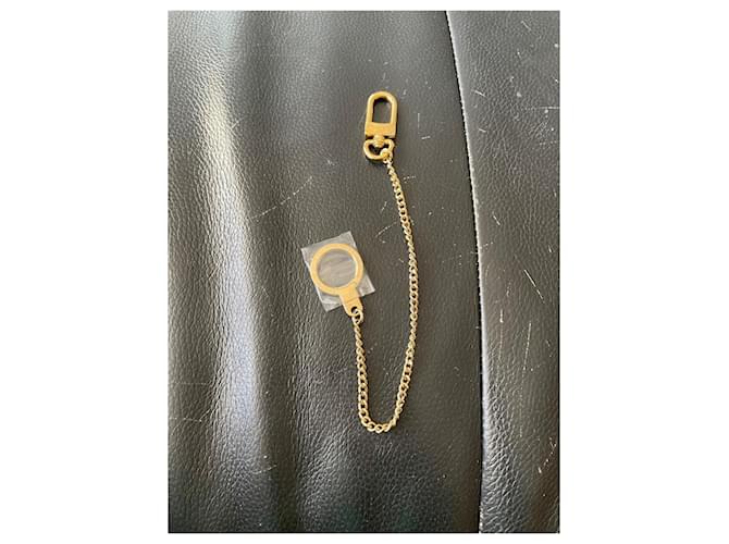 Porte-clés Louis Vuitton Doré Bijouterie dorée - vue 3