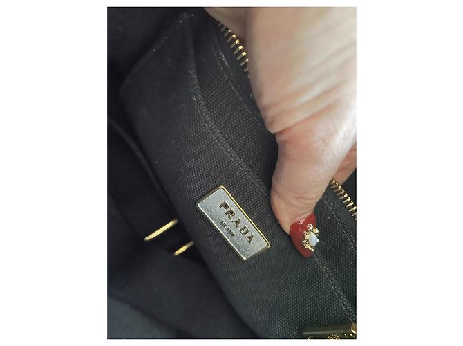 Borsa a mano Prada Canapa in tela nera con finiture oro Nero Beige Gold hardware - vista 7