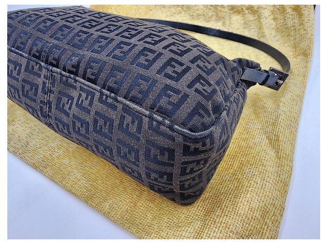 Borsa a Spalla Fendi Baguette Zucca Zucchino Marrone - vista 10