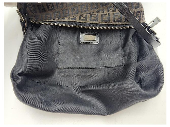 Borsa a Spalla Fendi Baguette Zucca Zucchino Marrone - vista 11