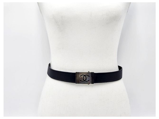 Chanel Leder- und Gunmetal-Silber-Schnallen-Gürtel Schwarz - Ansicht 2