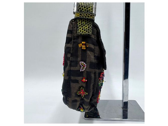 Borsa a Spalla Fendi Rare Beaded Baguette Zucca Zucchino Marrone - vista 7
