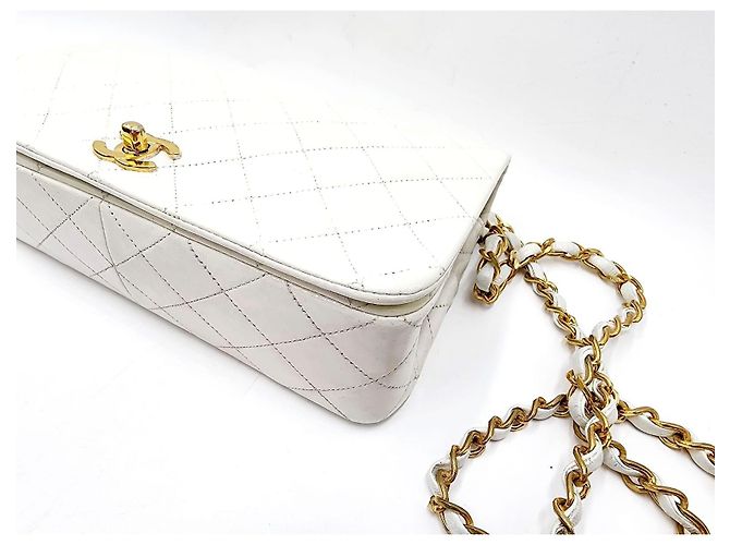 Chanel Classico Senza Tempo Flap Singolo Completo 24K GHW Bianco - vista 12