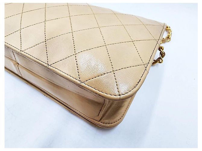Chanel Timeless Classic Wallet on Chain (WOC) in Hardware Dorato 24K (GHW) Beige - vista 11