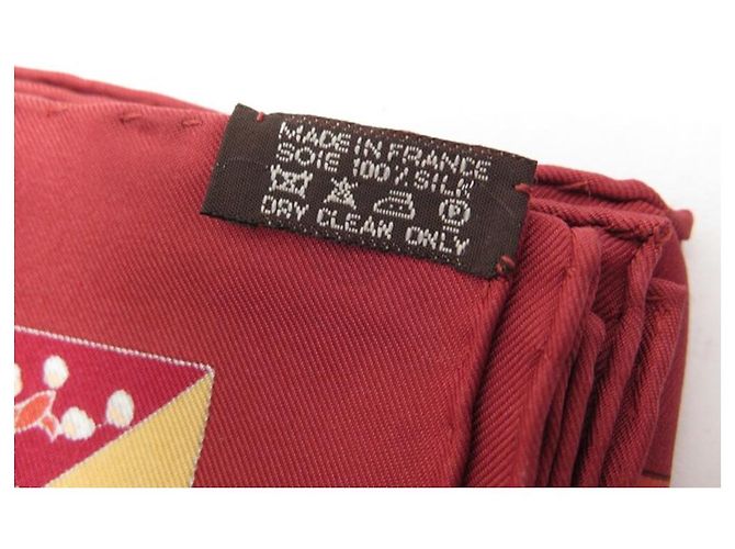 Hermès NUOVO SCIARPA HERMES TUTTO IN QUILT QUADRATO 90 IN SETA ROSSA SCIARPA CATY LATHAM Rosso - vista 12