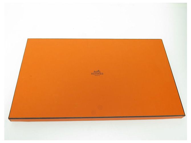 Hermès NUOVO SCIARPA HERMES TUTTO IN QUILT QUADRATO 90 IN SETA ROSSA SCIARPA CATY LATHAM Rosso - vista 13