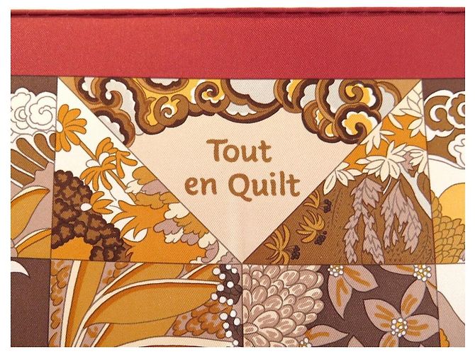Hermès NUOVO SCIARPA HERMES TUTTO IN QUILT QUADRATO 90 IN SETA ROSSA SCIARPA CATY LATHAM Rosso - vista 7