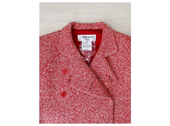 Abrigo rojo Yves Saint Laurent Roja - vista 7