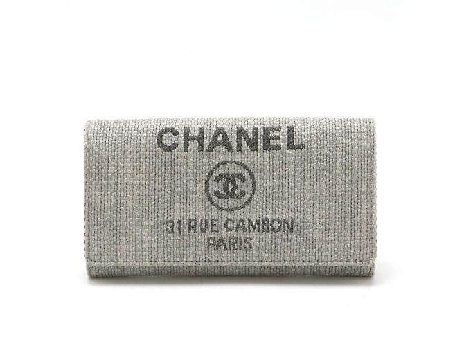 Cartera con solapa Coco de la línea Deauville de Chanel Gris - vista 2