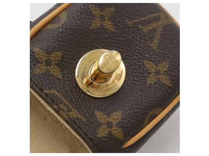 Pochette Turam Monogram Louis Vuitton Marrone - vista 9