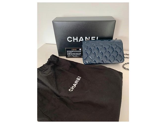 Bolso Chanel Mini Rectangular Azul Marino Charol - vista 3