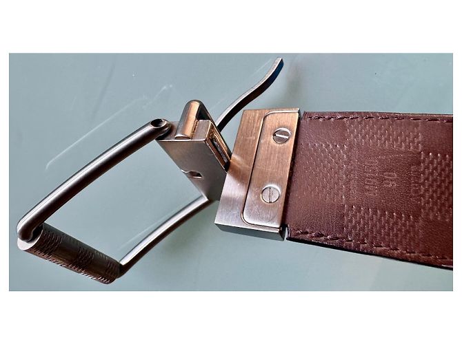 Cintura reversibile Louis Vuitton in pelle nera e marrone scuro Nero - vista 10