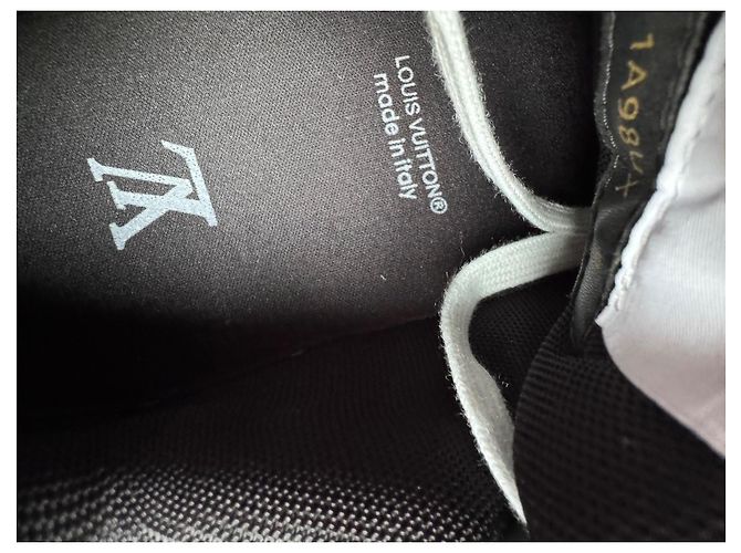 Louis Vuitton Baskets LV Trainer Noir Blanc - vue 7