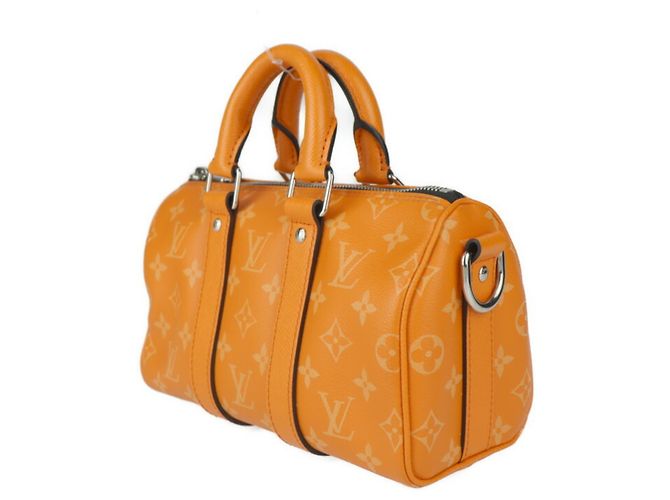 Borsa Louis Vuitton Keepall Bandouliere 25 Taigarama Arancione - vista 3