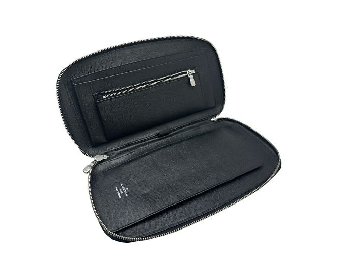 Organizer da viaggio Louis Vuitton Taiga Nero - vista 8
