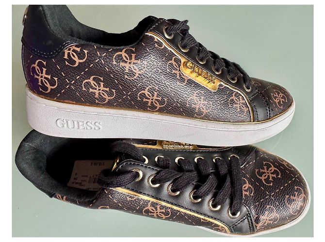Sneakers Guess - vista 9