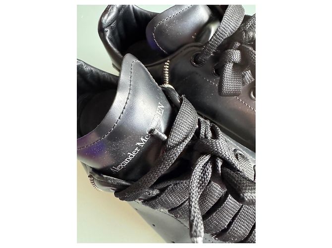 Sneakers Alexander McQueen Nere in Pelliccia Nero - vista 2