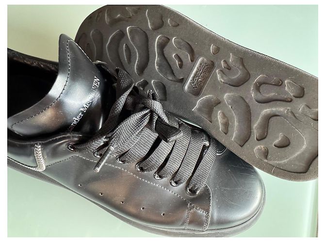 Sneakers Alexander McQueen Nere in Pelliccia Nero - vista 6