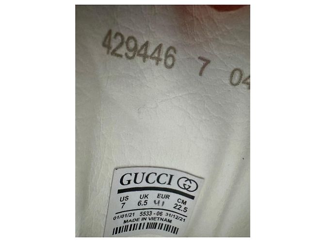 Gucci Ace Bestickte Sneaker Weiß Pelz - Ansicht 5