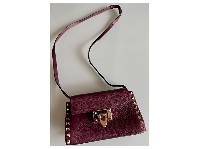 Borsa a mano Valentino Garavani Rockstud in Pelliccia Rosso Scuro Bordò - vista 2