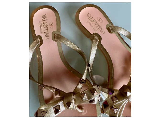 Sandali Valentino Garavani Rockstud bow rosa oro D'oro - vista 2