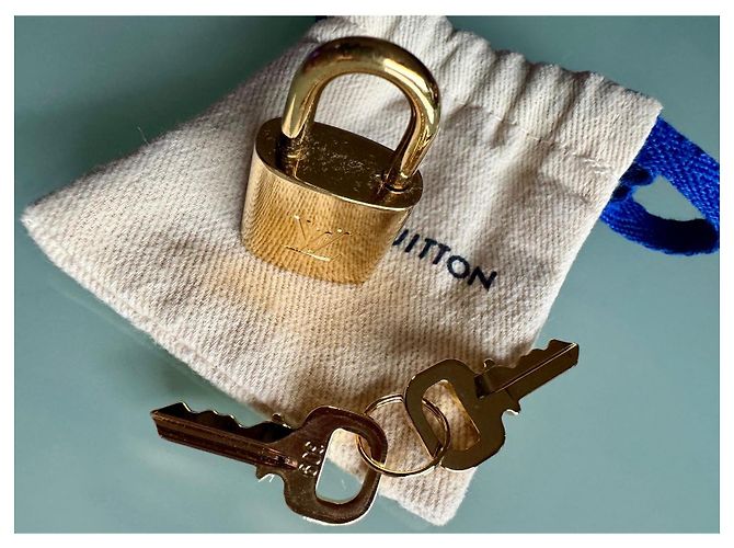Lucchetto Louis Vuitton in metallo dorato D'oro - vista 5