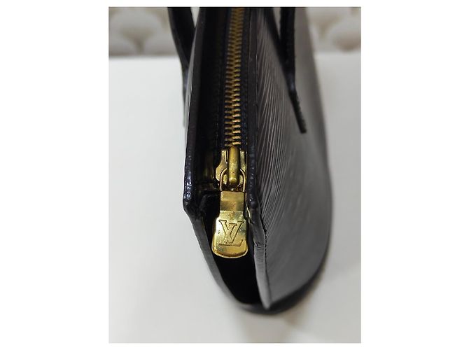 Bolso Louis Vuitton Saint Jacques en cuero Épi negro - vista 10