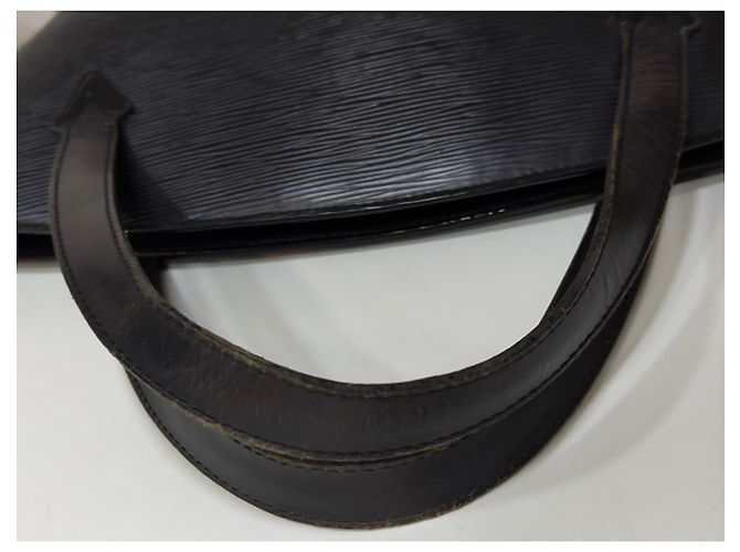Bolso Louis Vuitton Saint Jacques en cuero Épi negro - vista 18