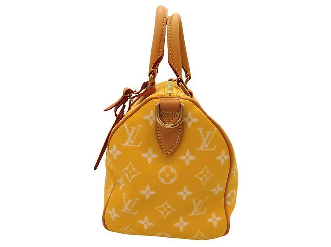 Louis Vuitton Speedy Bandouliere 25 Leather Bag Yellow - view 2