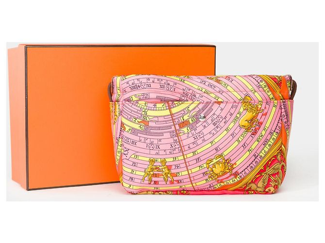 Hermès Accessorio HERMES in Seta Rosa - 102242 - vista 2