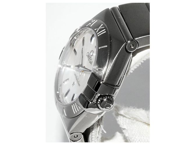 Omega Constellation Quarz Uhr 123.10.24.60.05.001 Weiß - Ansicht 3