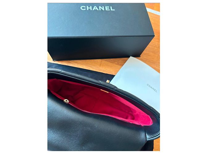 Chanel 19 Small nero oro argento hardware borsa a pattina - vista 9