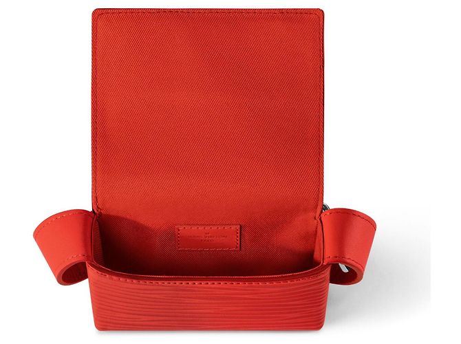 Bolso Louis Vuitton Micro Steamer de cuero Epi rojo Roja - vista 2