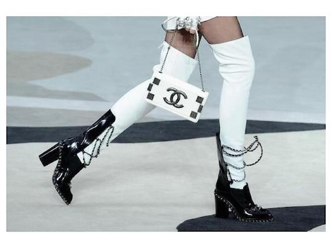Chanel Botas Obsession con polainas Negro Hardware de plata - vista 2
