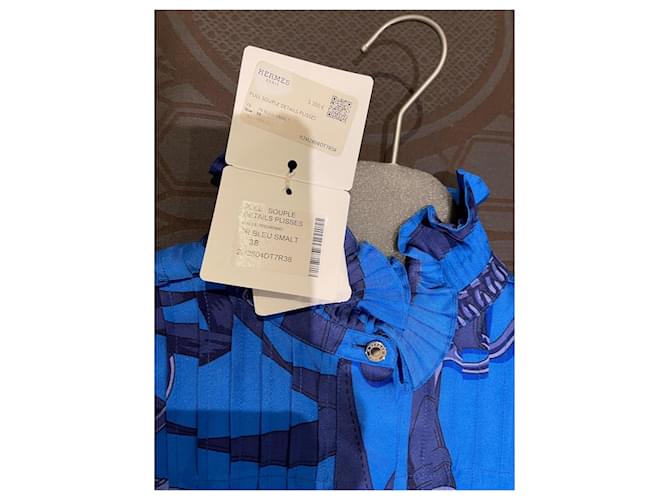Hermès Neue Seidenpulloverbluse mit Etikett, nie getragen. Blau - Ansicht 9