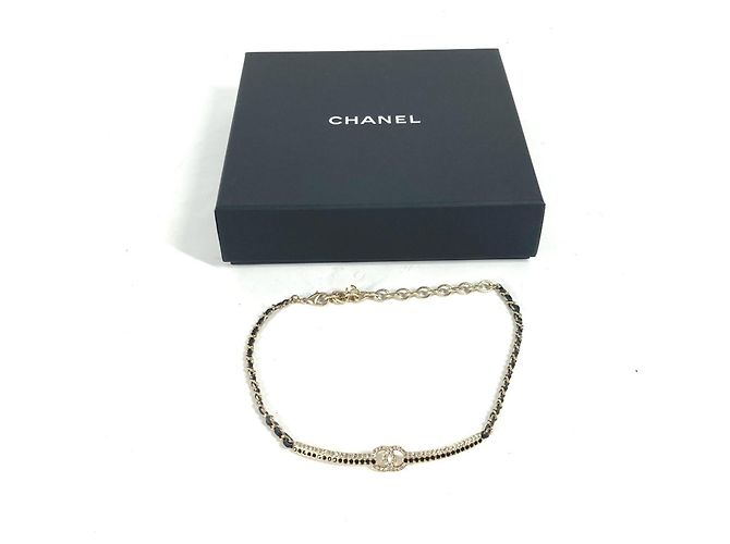 Collana choker con strass Chanel Nero D'oro - vista 7