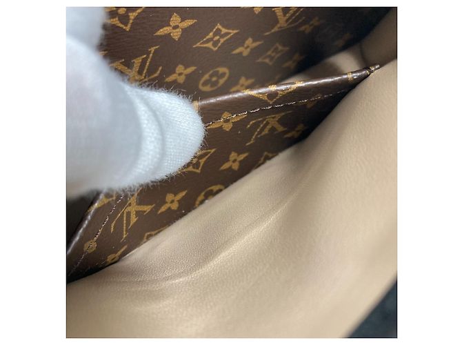 Louis Vuitton Monogram Reverse Trunk Clutch Bag Brown Beige - view 10