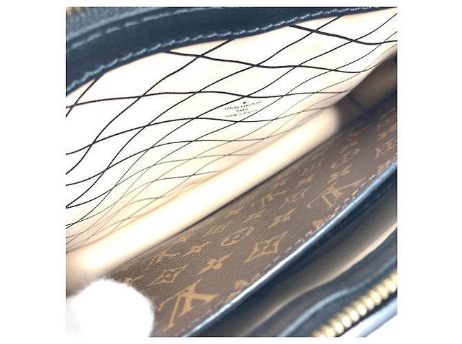 Louis Vuitton Monogram Reverse Trunk Clutch Bag Brown Beige - view 9
