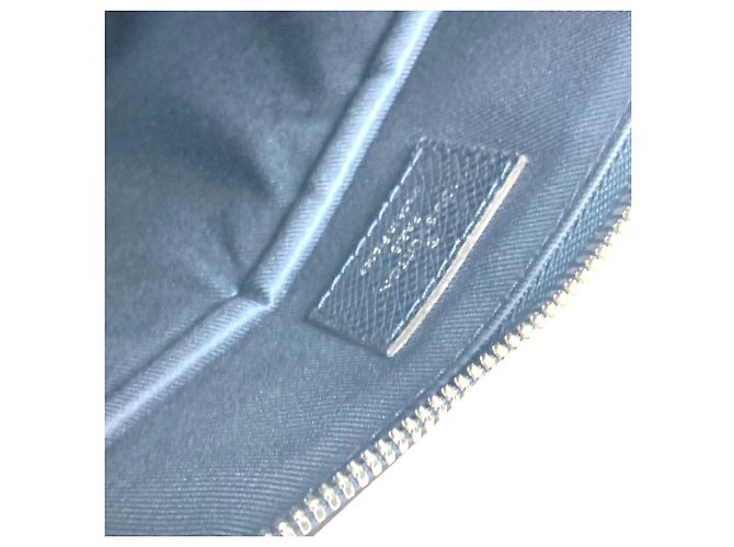 Borsa a Spalla Anton Taiga di Louis Vuitton Blu navy - vista 15