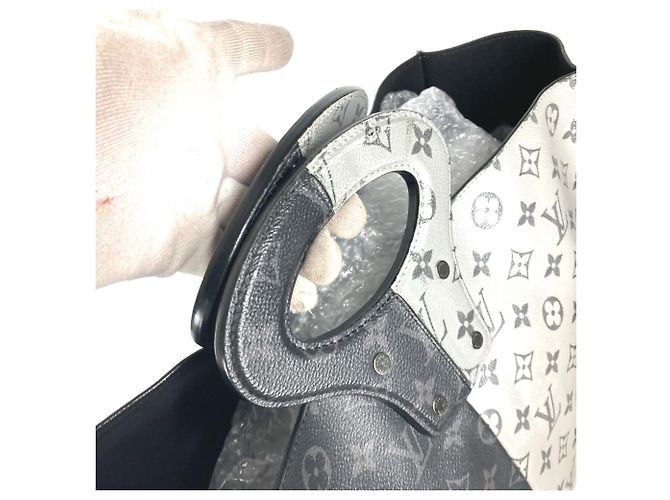 Bolsa de mão Louis Vuitton Monogram Eclipse Split Tote Preto Prata - vista 10