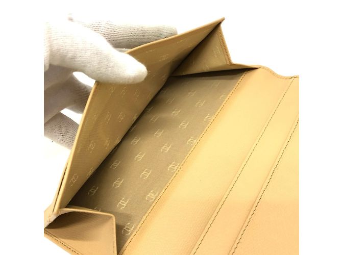 Portafoglio lungo bi-fold Chanel Coco Button Beige - vista 10