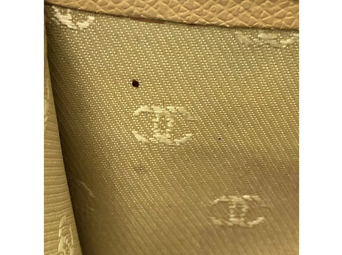Portafoglio lungo bi-fold Chanel Coco Button Beige - vista 14