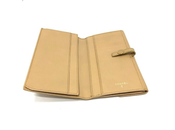 Portafoglio lungo bi-fold Chanel Coco Button Beige - vista 9