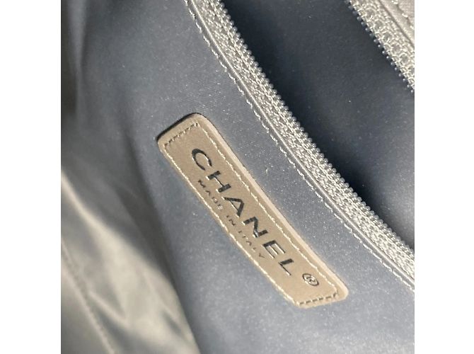 Rossetto Chanel CC Coco Mark con borsa a spalla con catena Nero - vista 14